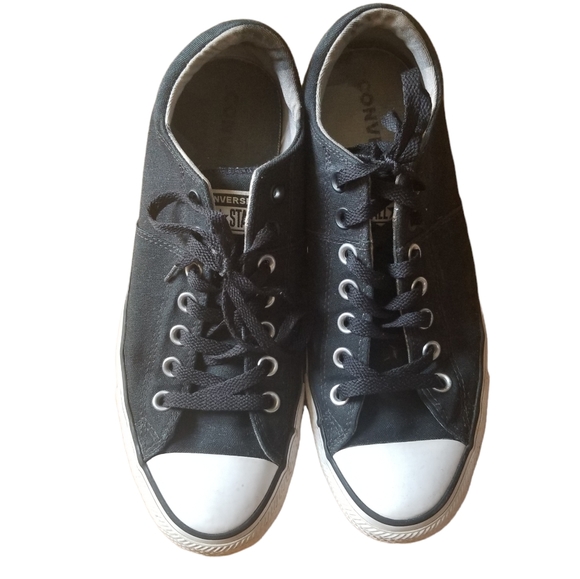 SOLD! Converse || Womens black sneakers - Picture 3 of 7